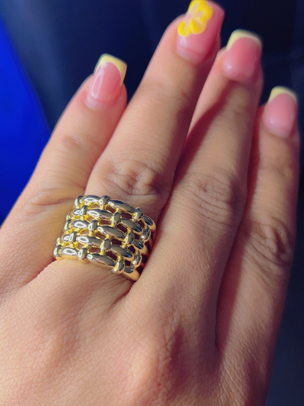 Wide Chain-Link Stackable Gold Band Ring for Women size #7